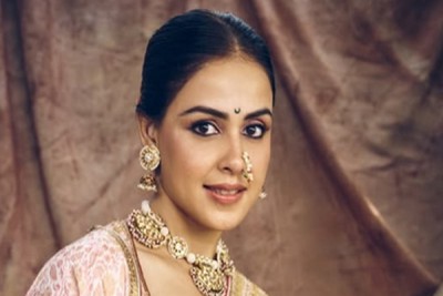 Genelia Deshmukh on wearing a bespoke Nauvari saree: Little piece of my roots