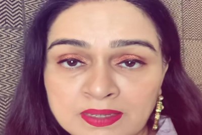 Padmini Kolhapure on connecting with admirers in the era of social media