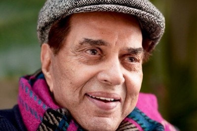 Dharmendra's cousin, filmmaker Guddu Dhanoa visits him after hospital discharge, shares update