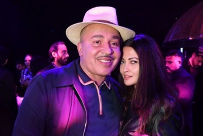 Riyaa Senn poses with Mambo No. 5 hitmaker Lou Bega