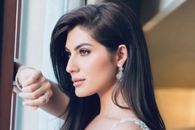 Elnaaz Norouzi talks about doing bold comedy in 'Mastiii 4''