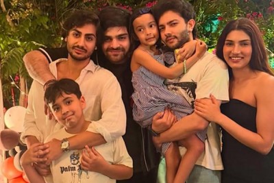 Salman Khan's nephew Ahil poses with younger 'Khan' gen, Atul Agnihotri shares pic