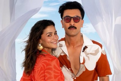 Alia Bhatt says she's going to miss all the fun as the Kapoor family unites for 'Dining with the Kapoors'