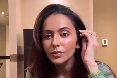 Rakul Preet Singh gives her own twist to 'Get Ready With Me'
