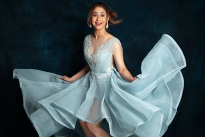 Urmila Matondkar channels her inner Marilyn Monroe with iconic flying-skirt moment