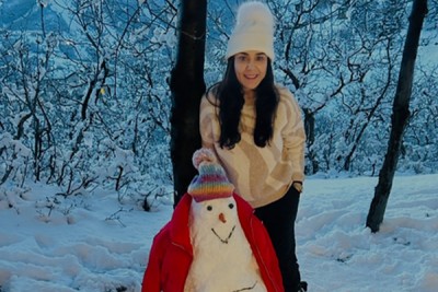 Preity Zinta reminded of her childhood days as she spends time in the snow