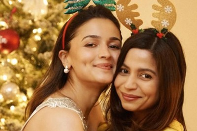Alia Bhatt spams Shaheen Bhatt with 'love' as her sister gets engaged