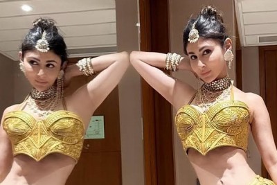 Mouni Roy reveals her new passion for knitting