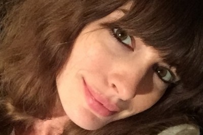 Anne Hathaway vows to stay away from stress