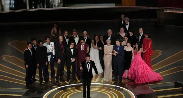 ఒకేసారి 7 ఆస్కార్‌లు అందుకున్న సినిమా
