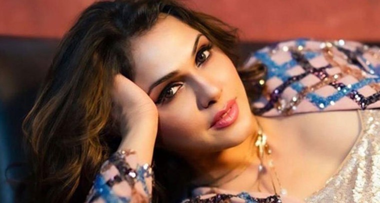 ఆ హీరో ఒంటరిగా రమ్మన్నాడు: హీరోయిన్
