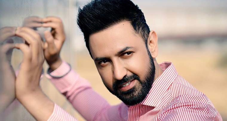 డబ్బుల కోసం టాయిలెట్లు కడిగా: సినీ నటుడు
