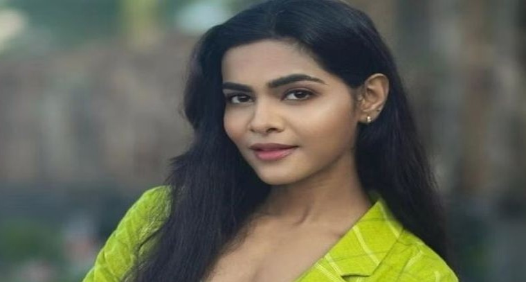 హోటల్‌ గదిలో ప్రముఖ మోడల్ ఆత్మహత్య
