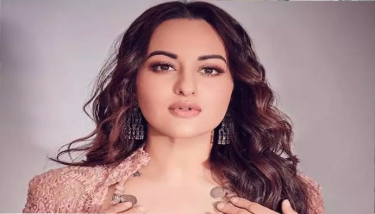 ఎంగేజ్ మెంట్ రింగ్ తో సోనాక్షి సిన్హా ..కాబోయే భర్త ఆమె ప్రియుడేనా