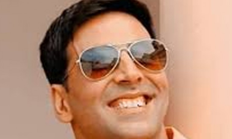 వీడియోతో  విషెస్ విభిన్నంగా అక్షయ్ కుమార్ 
