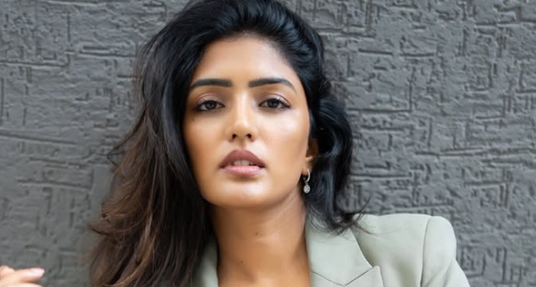 ఈషా రెబ్బా  కిల్లింగ్ లుక్స్ !