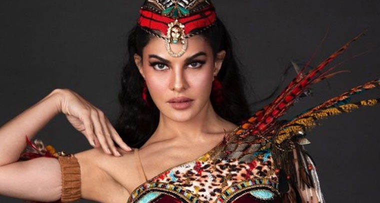 న్యూ లుక్ లో జాక్వెలిన్ ఫెర్నాండెజ్