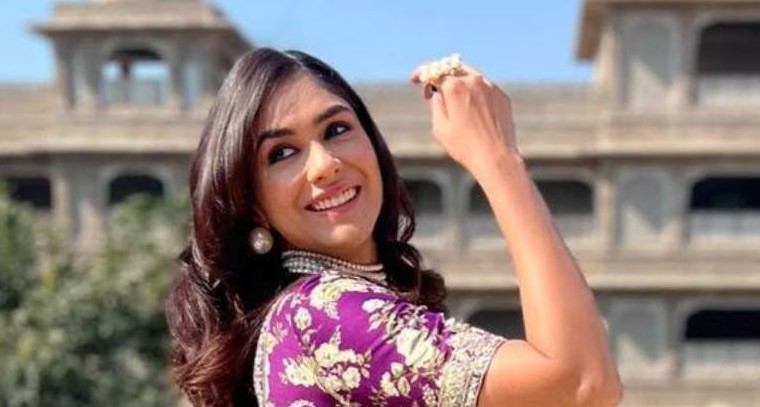  లెహంగాలో మృణాల్ ఠాకూర్ అదుర్స్ !