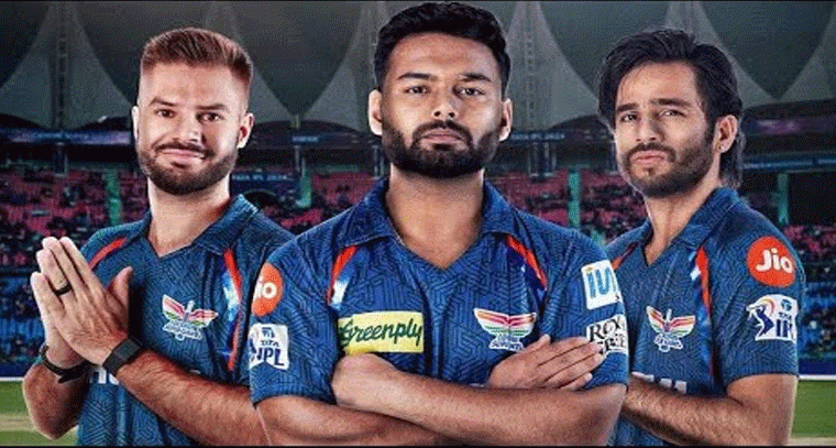 హైదరాబాద్‌లో విజయ్–రష్మికకు ఘన స్వాగతం.. వీడియో వైరల్