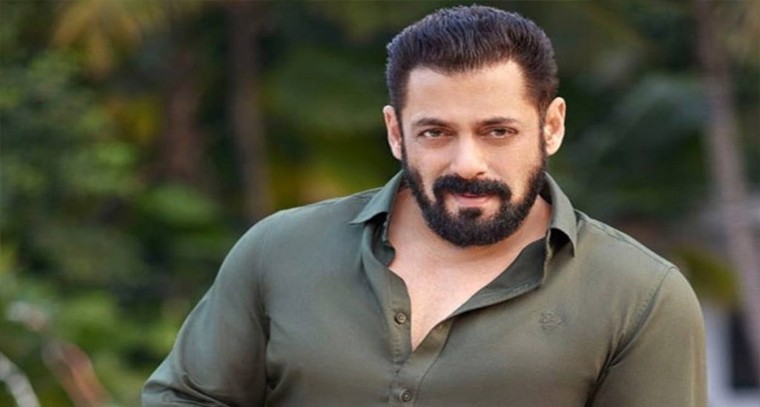 హైదరాబాద్ లోని ఖరీదైన హోటల్ లో సల్మాన్ 

