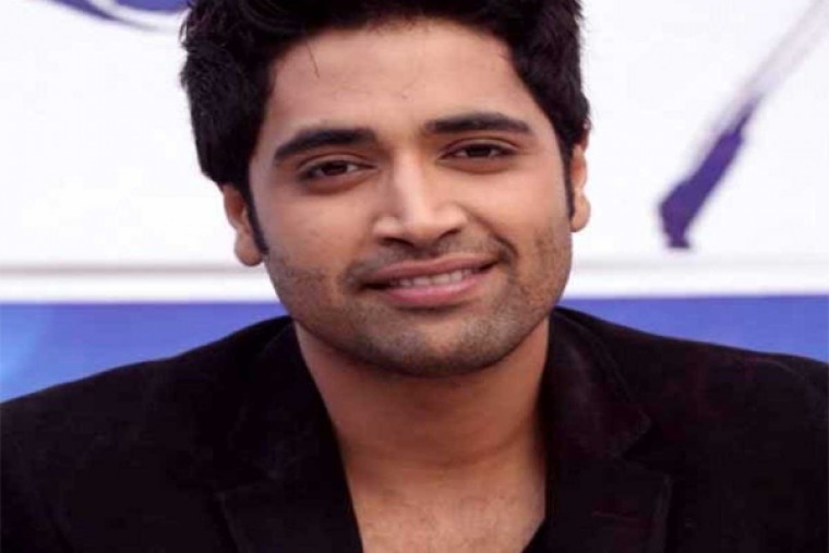 అడివిశేష్ క్రేజ్..ఒక్క యాడ్ కోసం భారీ పారితోషికం..!!