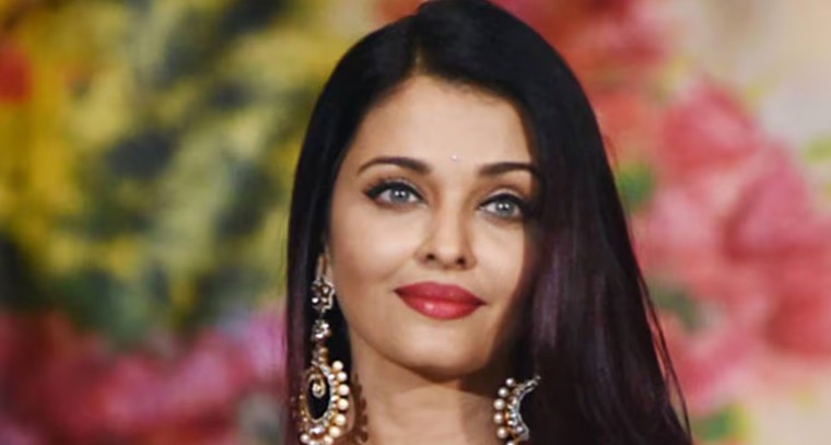 ఐశ్వర్యరాయ్‌ ఫొటోలు వాడొద్దు: ఢిల్లీ హైకోర్టు