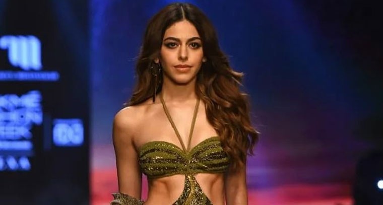 ర్యాంప్ వాక్‌లో అలయ ఎఫ్