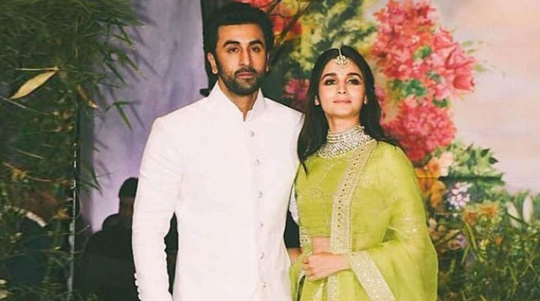 ఆలియా, ర‌ణ‌బీర్ ల మెహందీ వేడుక