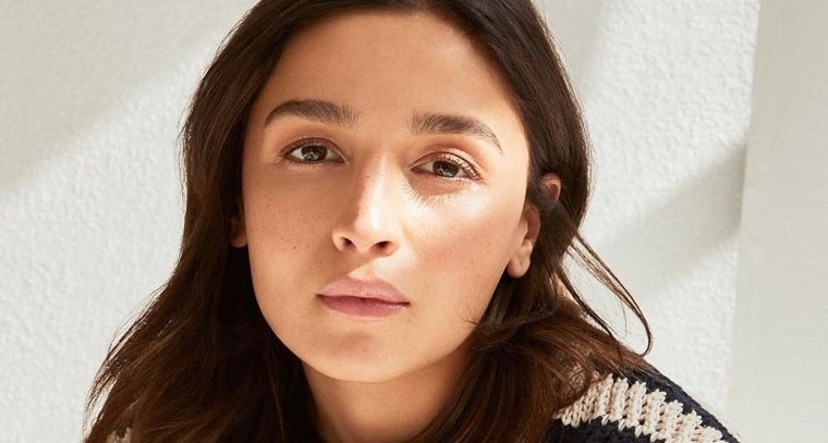 అలియా భట్ లేటెస్ట్ స్టిల్ 