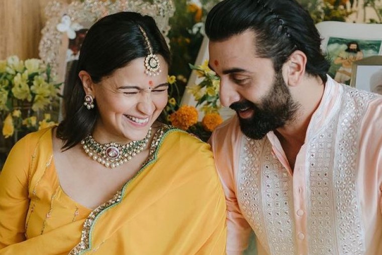 ఆలియాభట్ బేబీ షవర్ ఫోటోలు చూసారా... !!