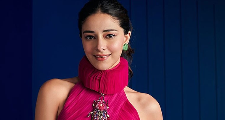 అనన్య పాండే స్తున్నింగ్ ఫోటోషూట్ 