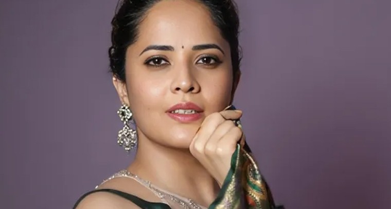 సుమారు 30 లక్షల మందిని బ్లాక్ చేసా: అనసూయ