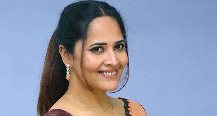 జూనియర్ ఆర్టిస్ట్ గా నటించలేదు: అనసూయ స్పందన