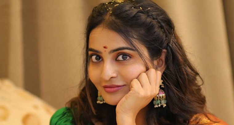  అనన్య నాగళ్ళ లేటెస్ట్ స్టిల్స్ 