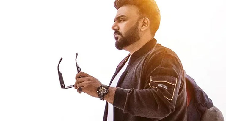 అమెరికా వీసాల కష్టాలపై అనిల్ సుంకర సినిమా!