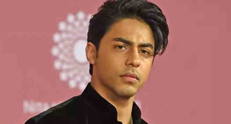 దర్శకుడిగా షారుఖ్ ఖాన్ కుమారుడు ఆర్యన్ ఖాన్
