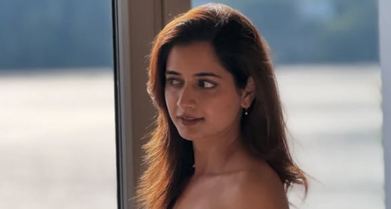 ఆషికా రంగనాథ్ లేటెస్ట్ స్టిల్స్ 