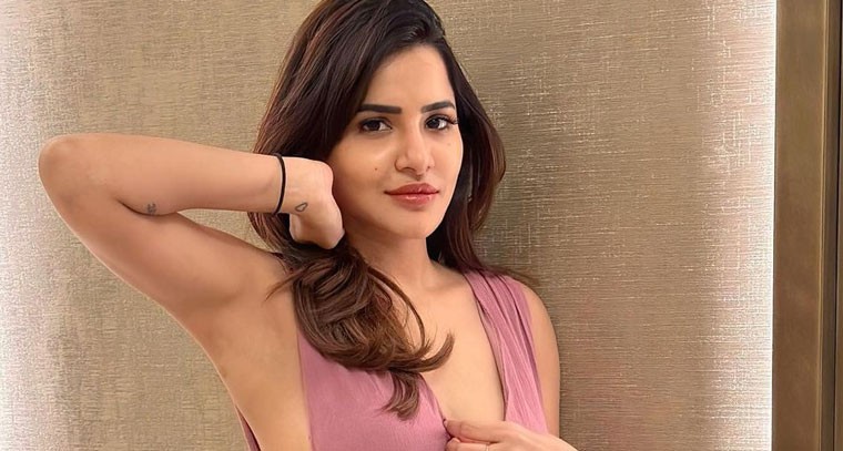  అషురెడ్డి బోల్డ్ ఫోటో షూట్స్ !