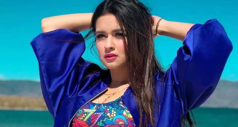 పొట్టి డ్రెస్‌లో అవ్నీత్ కౌర్ !
