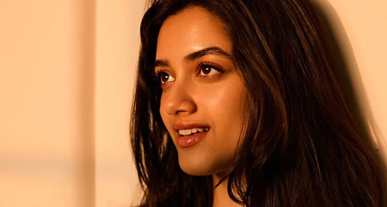 అందం, అభినయంతో దూసుకుపోతున్న నటి భాగ్యశ్రీ బోర్సే