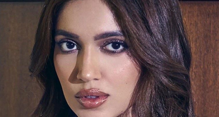 భూమి పెడ్నేకర్ గ్లామర్ షో 