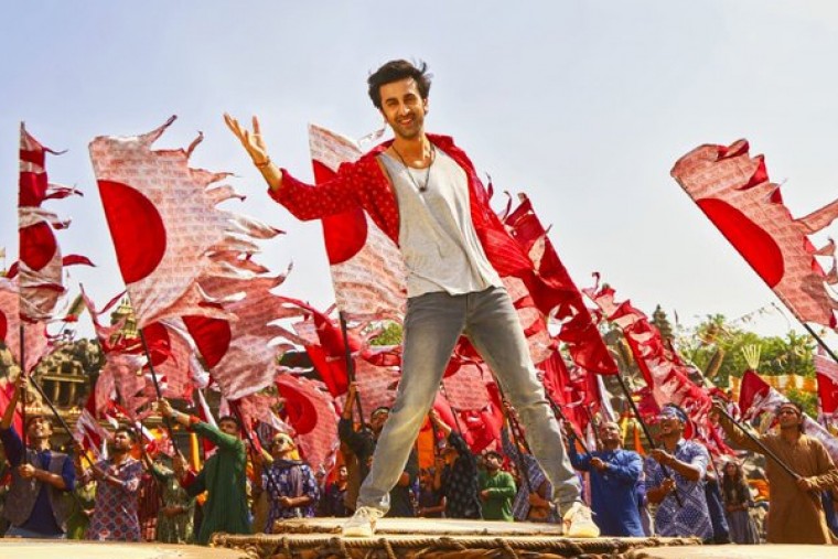 బ్రహ్మాస్త్ర నుండి  'డాన్స్ కా భూత్' సాంగ్ ప్రోమో రిలీజ్  