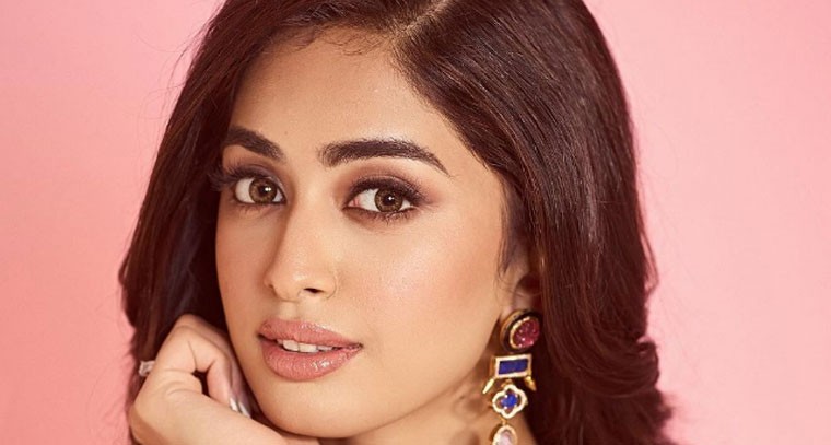 సినీ శెట్టి డాన్స్  వీడియో సోషల్ మీడియాలో వైరల్