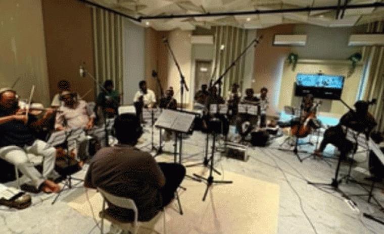 'కూలీ' RR వర్క్ లో బిజీగా ఉన్న అనిరుద్ 