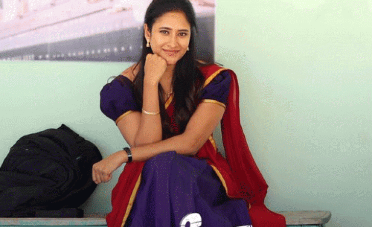 'ధండోరా' ఆన్ బోర్డులో మణిక 