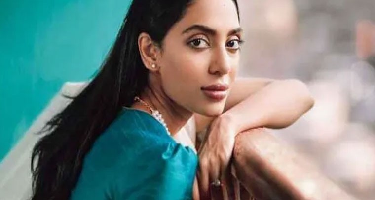 'ధురంధర్' మూవీపై శోభిత ధూళిపాళ్ల ప్రశంసలు