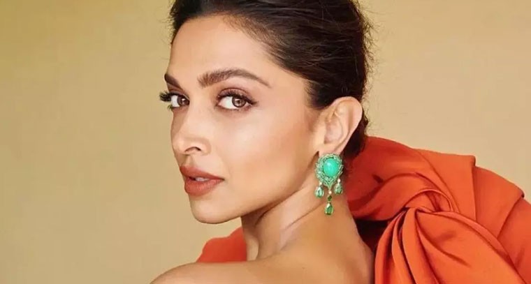 దీపికా పదుకొనే ఫస్ట్ క్రష్ ఎవరో తెలుసా ?