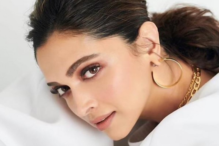 టాప్ - 10 ప్రపంచ సుందరీమణుల్లో స్థానం దక్కించుకున్న ఒకేఒక్క ఇండియన్ బ్యూటీ ...!!