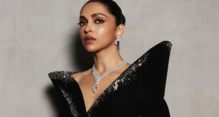 దీపికా పదుకునే తీరుపై సినీ పరిశ్రమలో చర్చ