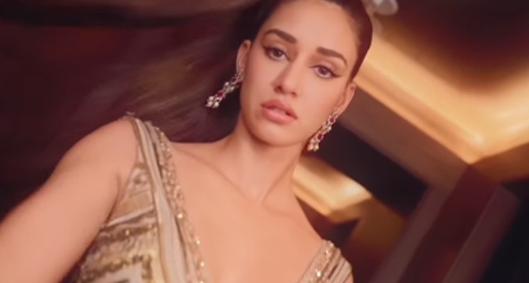 బోల్డ్‌గా  దిశా పట్నీ